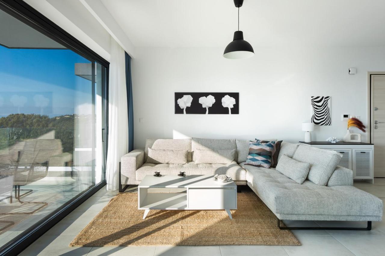 Aquarama Pool Apartments Ixia  Exterior photo